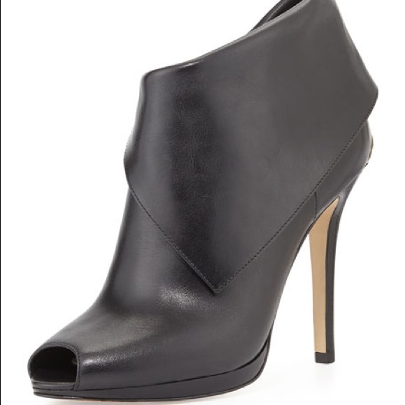 MICHAEL Michael Kors Shoes - ❌SOLD❌MICHAEL Michael Kors BLK Open Leather Ankl